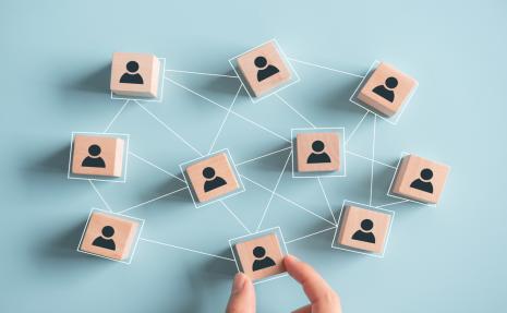 برنامج إدارة الموارد البشرية